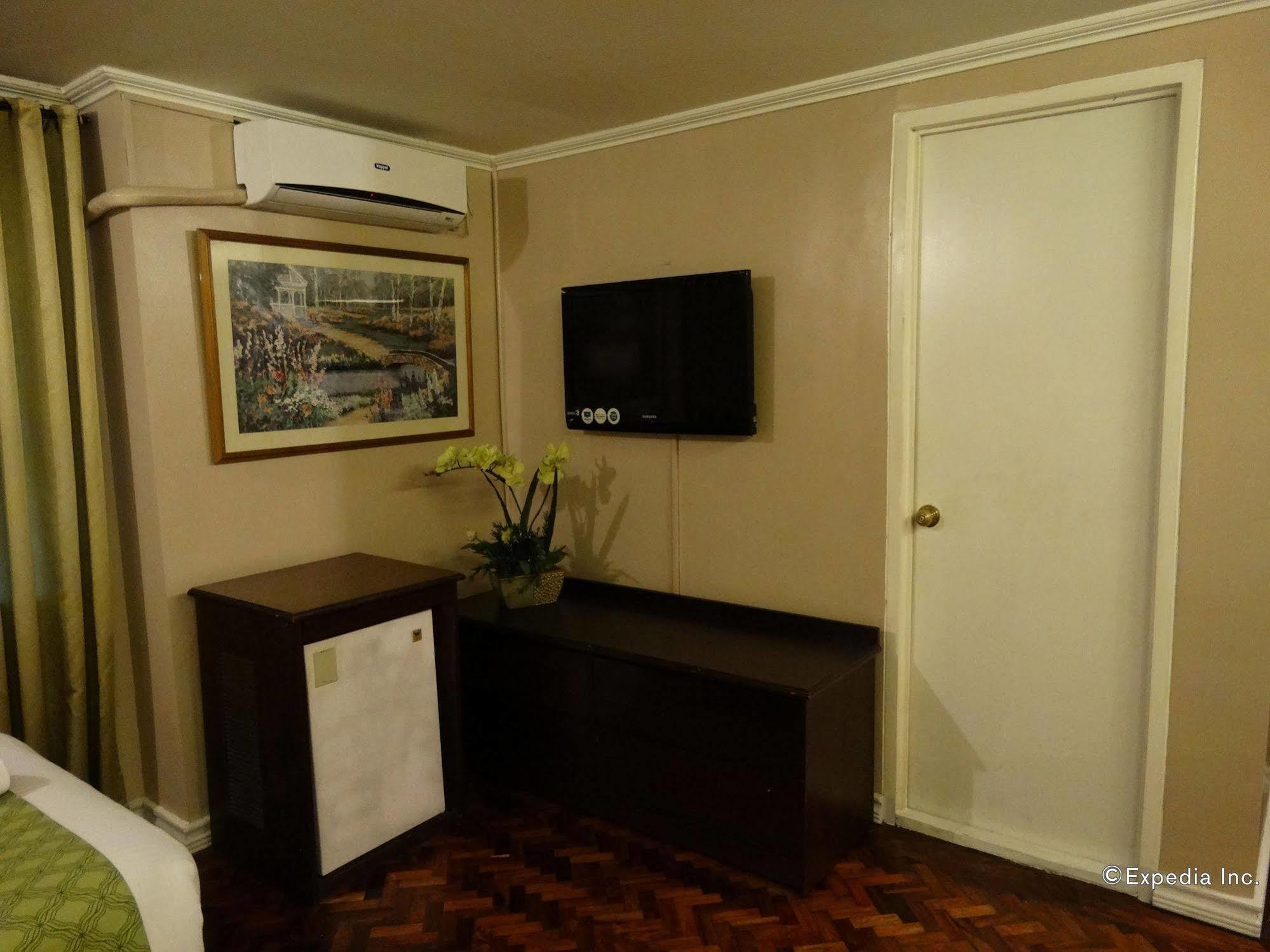 The Corporate Inn Hotel Manila Exteriér fotografie