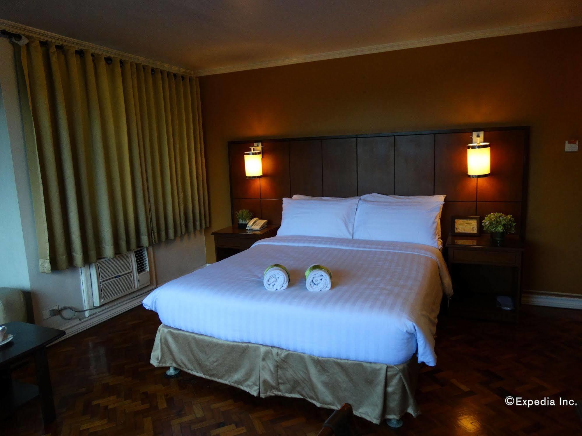 The Corporate Inn Hotel Manila Exteriér fotografie